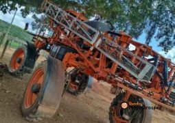 PULVERIZADOR JACTO UNIPORTE 2030 – 24 METROS DE BARRA C/ PILOTO E GPS completo