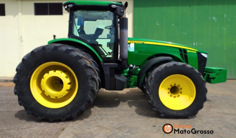 TRATOR JOHN DEERE 8400R – COM PILOTO E GPS FILIPADO FRENTE E TRASEIRO completo