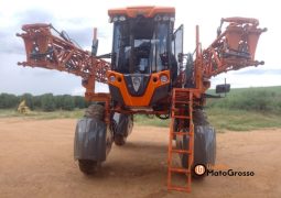 PULVERIZADOR JACTO UNIPORT 3030 – 32 METROS DE BARRA C/ PILOTO E GPS completo