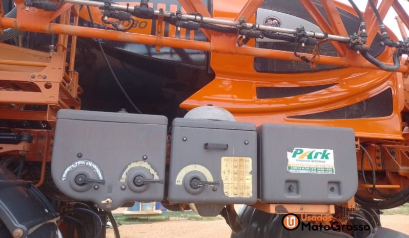 PULVERIZADOR JACTO UNIPORT 3030 – 32 METROS DE BARRA C/ PILOTO E GPS completo