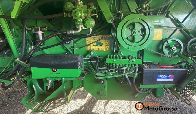 COLHEITADEIRA JOHN DEERE 1550 – PLATAFORMA CARACOL 23 PÉS completo