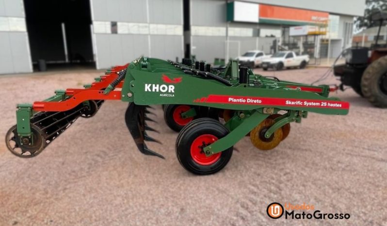 ESCARIFICADOR KHOR 25 HASTES COM DISCOS E ROLO DESTORROADOR completo