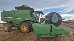COLHEITADEIRA JOHN DEERE S670 – PLATAFORMA DRAPER 35 PÉS C/ PILOTO