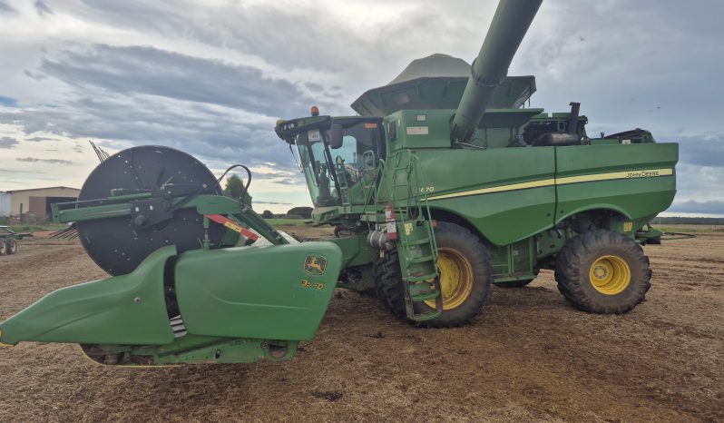 COLHEITADEIRA JOHN DEERE S670 – PLATAFORMA DRAPER 35 PÉS C/ PILOTO completo
