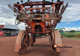 PULVERIZADOR JACTO UNIPORT 3030 – 32 METROS DE BARRA C/PILOTO E GPS TRIMBLE C/DIRECIONAL TRASEIRO completo