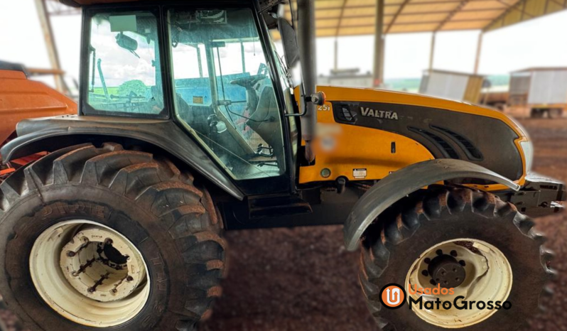 TRATOR VALTRA BM 125 – CABINADO completo