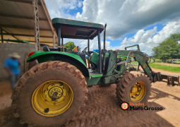 TRATOR JOHN DEERE 6110J – C/ LÂMINA DIANTEIRA completo
