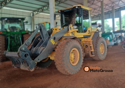 PÁ CARREGADEIRA VOLVO L60F completo