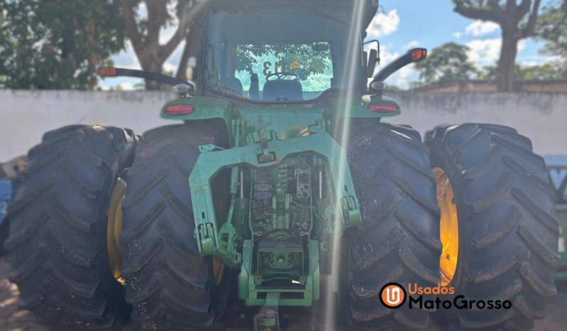 TRATOR JOHN DEERE 8335R – C/ PILOTO E GPS FILIPADO FRENTE E TRASEIRA SUSPENSÃO DIANTEIRA completo
