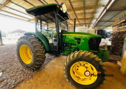 TRATOR JOHN DEERE 5085E completo