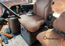 TRATOR JOHN DEERE 7230J – C/ PILOTO ANTENA 6000 “UNICO DONO” completo