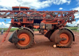 PULVERIZADOR JACTO UNIPORT 3030 – 32 METROS BARRA C/ PILOTO E GPS TRIMBLE C/ DIRECIONAL TRASEIRO completo