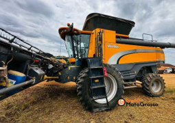 COLHEITADEIRA VALTRA BC 7800 – PLATAFORMA 40 PÉS DRAPER C/ PILOTO AUTOMÁTICO