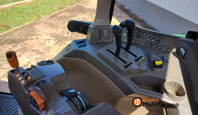 TRATOR JOHN DEERE 6190M – CÂMBIO COMANDQUAD PREPARADO P/ PILOTO completo