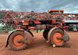 PULVERIZADOR JACTO UNIPORT 3030 – 32 METROS BARRA C/ PILOTO E GPS TRIMBLE C/ DIRECIONAL TRASEIRO completo
