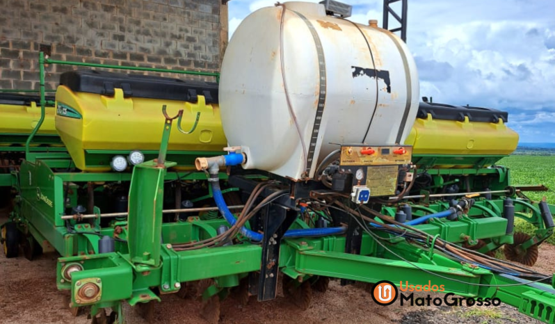 PLANTADEIRA JOHN DEERE 2126 –  C/ DISCO E BOTINHA E TANQUE DE INOCULANTE completo