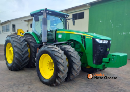 TRATOR JOHN DEERE 8400R – C/ PILOTO E GPS FILIPADO DIANTEIRO E TRASEIRO C/ SUSPENSÃO DIANTEIRA completo