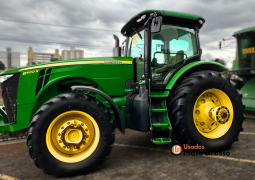 TRATOR JOHN DEERE 8400R – C/ PILOTO E GPS FILIPADO FRENTE E TRASEIRO SUSPENSÃO DIANTEIRA