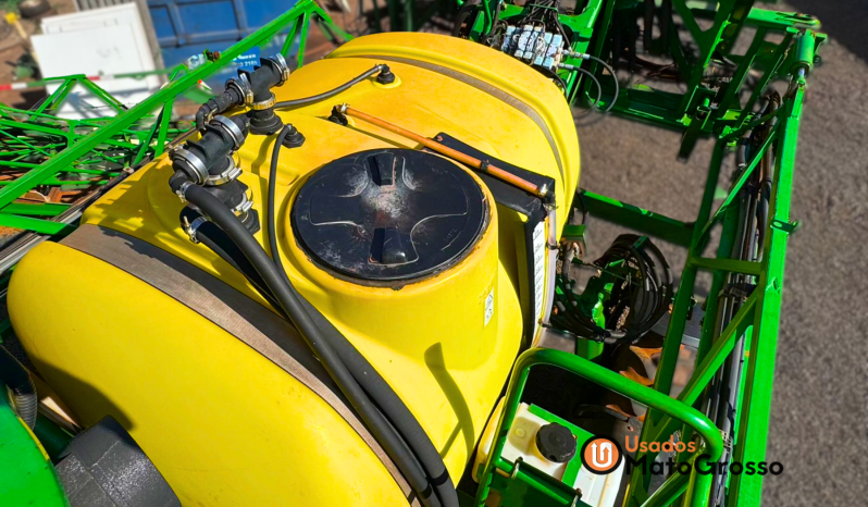 PULVERIZADOR JOHN DEERE M4025 – 27 METROS DE BARRA C/ PILOTO E GPS ANTENA 6000 completo