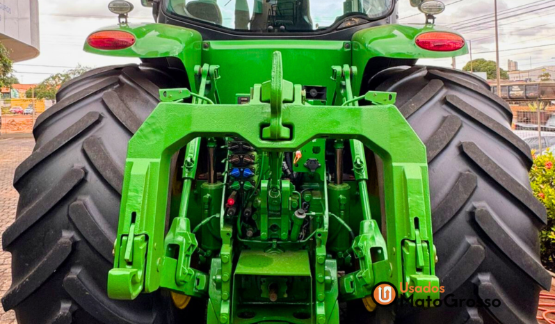 TRATOR JOHN DEERE 8400R – C/ PILOTO E GPS FILIPADO FRENTE E TRASEIRO SUSPENSÃO DIANTEIRA completo