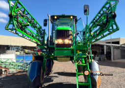 PULVERIZADOR JOHN DEERE M4025 – 27 METROS DE BARRA C/ PILOTO E GPS ANTENA 6000