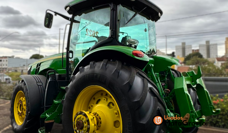 TRATOR JOHN DEERE 8400R – C/ PILOTO E GPS FILIPADO FRENTE E TRASEIRO SUSPENSÃO DIANTEIRA completo