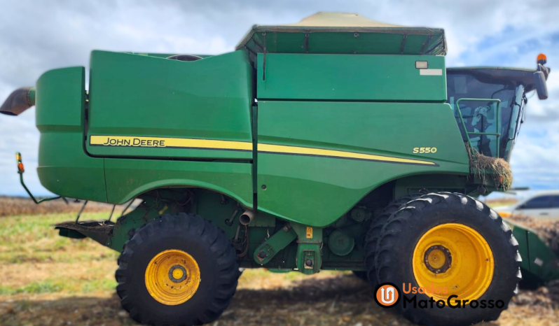 COLHEITADEIRA JOHN DEERE S550 – PLATAFORMA 630-30 PÉS CARACOL C/ PILOTO ANTENA 3000 completo