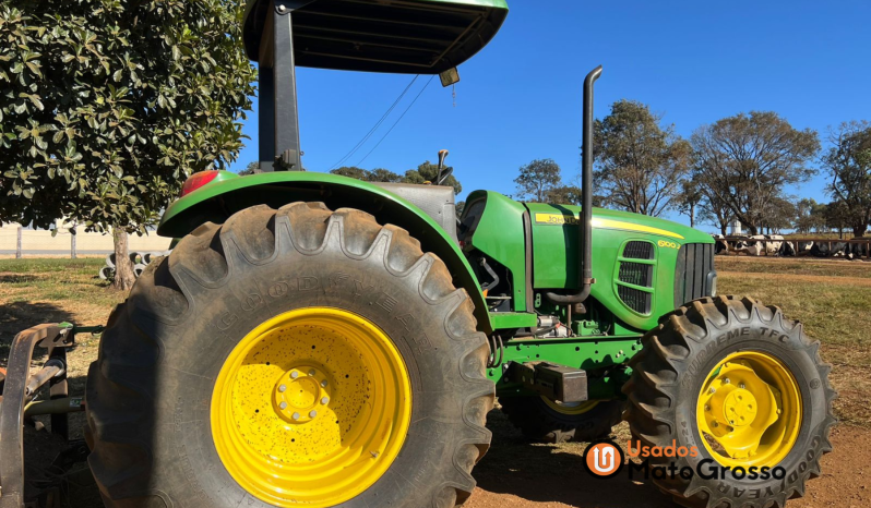 TRATOR JOHN DEERE 6100J – CAMBIO SYNCROPLUS 12X4 completo