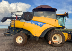 COLHEITADEIRA NEW HOLLAND CR 9060 – PLATAFORMA 35 PÉS CARACOL C/ PILOTO AUTOMÁTICO E MAPA DE PRODUTIVIDADE