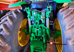 TRATOR JOHN DEERE 6210M – C/ PILOTO AUTOMÁTICO SUSPENSÃO TLS PACOTE DE VISIBILIDADE PREMIUM LED completo
