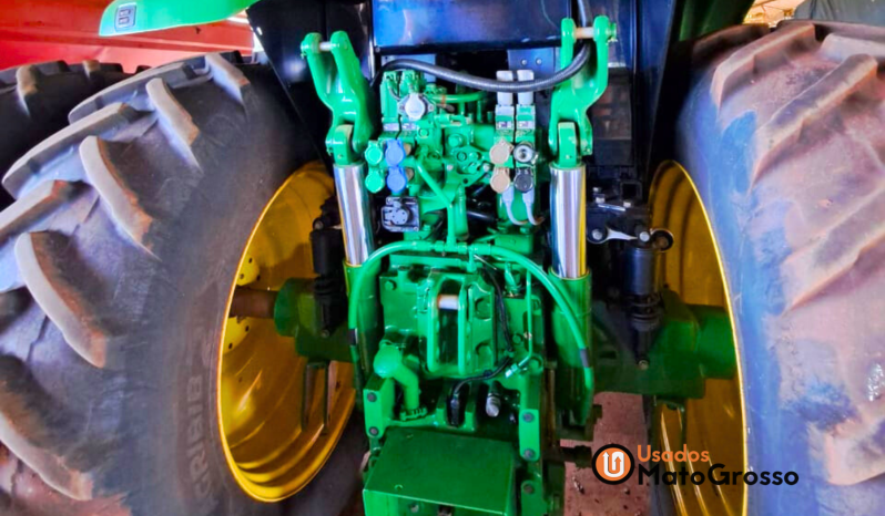 TRATOR JOHN DEERE 6210M – C/ PILOTO AUTOMÁTICO SUSPENSÃO TLS PACOTE DE VISIBILIDADE PREMIUM LED completo