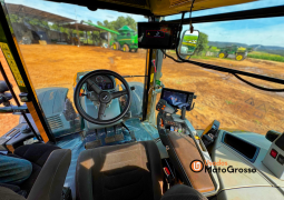 TRATOR VALTRA S 374 – C/ PILOTO AUTOMÁTICO SUSPENSÃO DIANTEIRA HIDROPNEUMÁTICA COMPATIBILIDADE ISOBUS completo