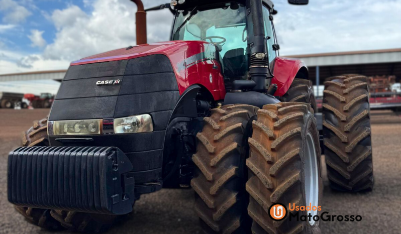 TRATOR CASE MAGNUM 340 – C/ PILOTO E GPS SUSPENSÃO DIANTEIRA DUAL FRENTE E TRÁS completo