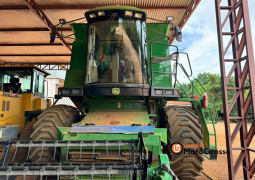COLHEITADEIRA JOHN DEERE MODELO 1550 – PLATAFORMA 22 PÉS CARACOL completo