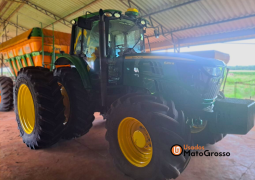 TRATOR JOHN DEERE 6210M – C/ PILOTO AUTOMÁTICO SUSPENSÃO TLS PACOTE DE VISIBILIDADE PREMIUM LED completo