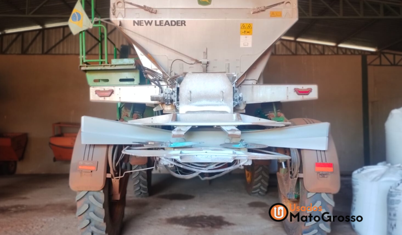 DISTRIBUIDOR DE NUTRIENTES JOHN DEERE M4040 DN completo