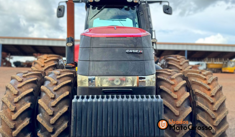 TRATOR CASE MAGNUM 340 – C/ PILOTO E GPS SUSPENSÃO DIANTEIRA DUAL FRENTE E TRÁS completo