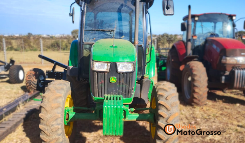 TRATOR JOHN DEERE 5090E – CAMBIO 12X12 completo