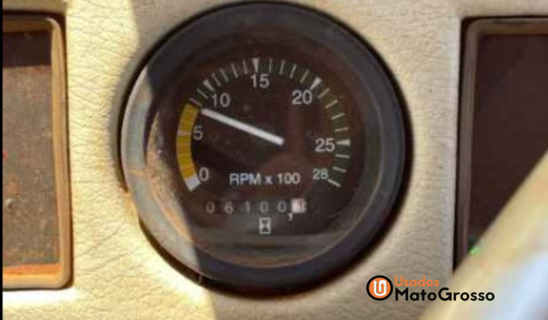 PULVERIZADOR JACTO 2500 – 28 METROS DE BARRA C/ PILOTO E GPS CORTE DE SEÇÃO completo