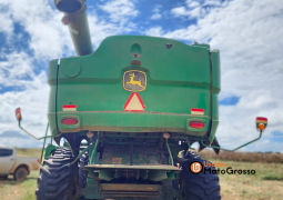 COLHEITADEIRA JOHN DEERE S550 – PLATAFORMA 630-30 PÉS CARACOL C/ PILOTO ANTENA 3000 completo