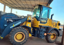 PÁ CARREGADEIRA MAXLOADER MAX920