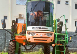 PULVERIZADOR AUTOPROPELIDO STARA IMPERADOR – 30 METROS DE BARRA completo