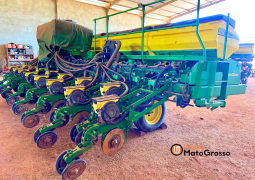 PLANTADEIRA JOHN DEERE CCS 2134 – C/ PULVERIZADOR DE SUCO SIMBIOSE SJ800