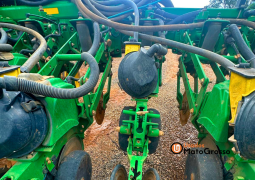 PLANTADEIRA JOHN DEERE EXACT EMERGE – 31 LINHAS full