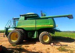 COLHEITADEIRA JOHN DEERE STS 9650 – PLATAFORMA 30 PÉS CARACOL
