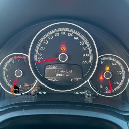 VOLKSWAGEN UP CONNECT TSI 1.0 full